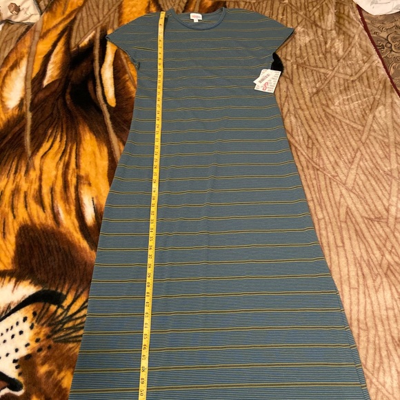 ❌SOLD❌Lularoe Maria Dress - Picture 5 of 6